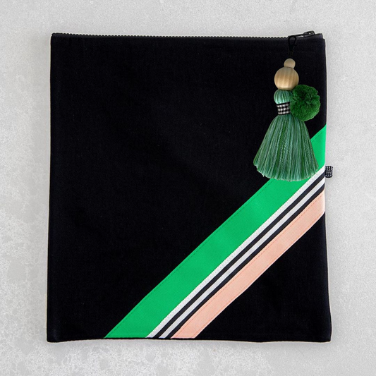 Flemington with Moss Pom Pom